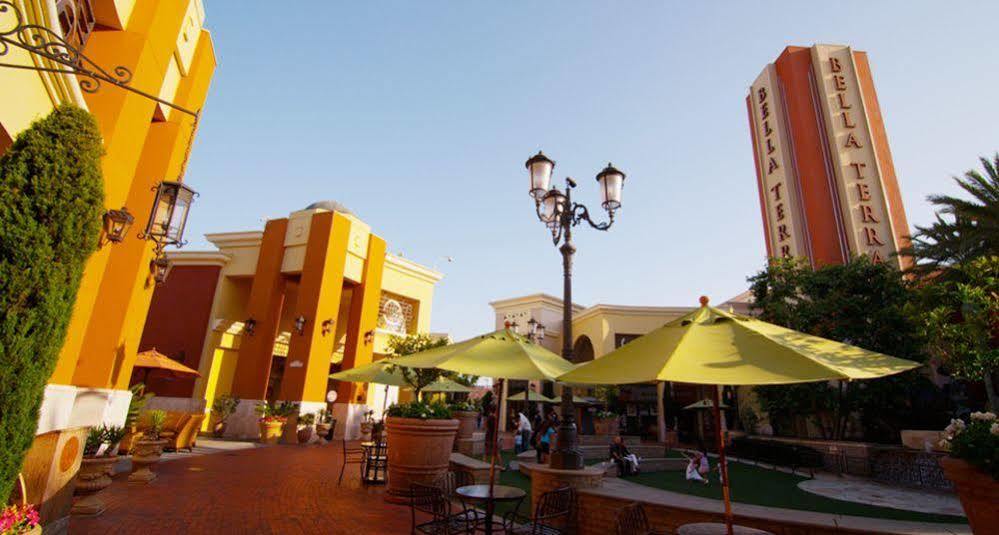 Springhill By Marriott Huntington Orange County 3*